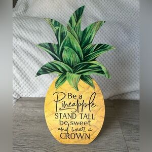 Pineapple self standing motivational tropical home decor